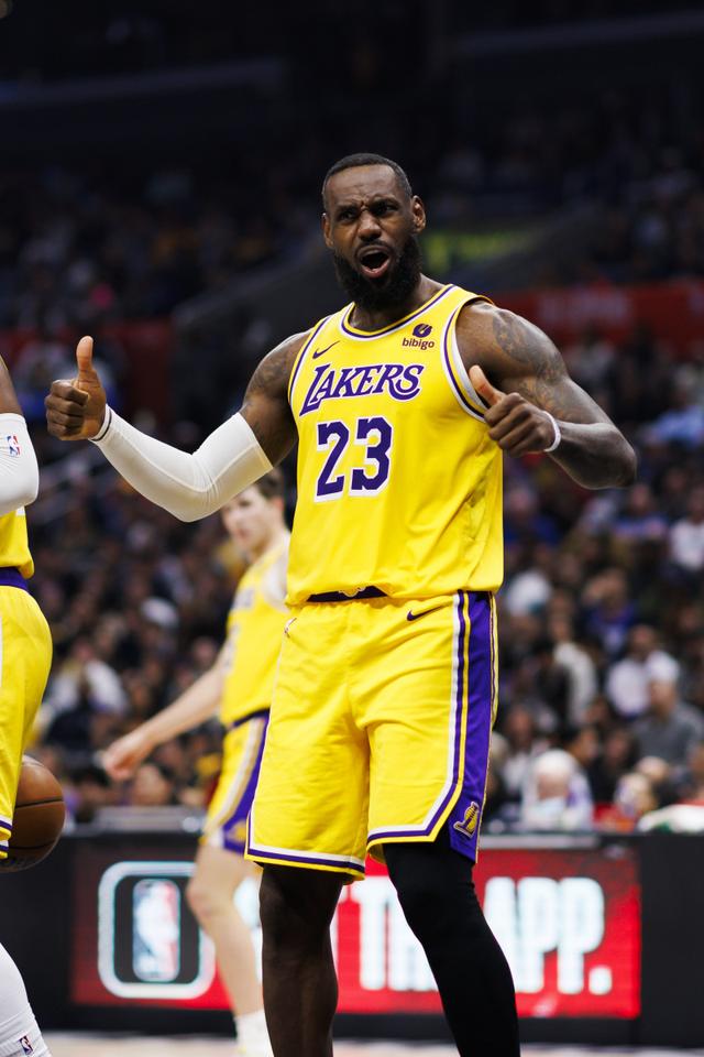 开云登录-包含风云突变！尼斯集结日战术微调，欧超杯版图或变，更衣室稳定，赛季目标并未改变的词条  第1张