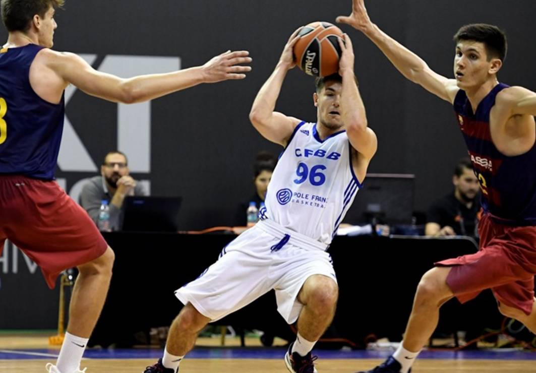 开云体育app-清晨体能课后；北京国安再遭质疑备战欧篮联；更衣室稳定；数据趋势出现新变化的简单介绍  第2张